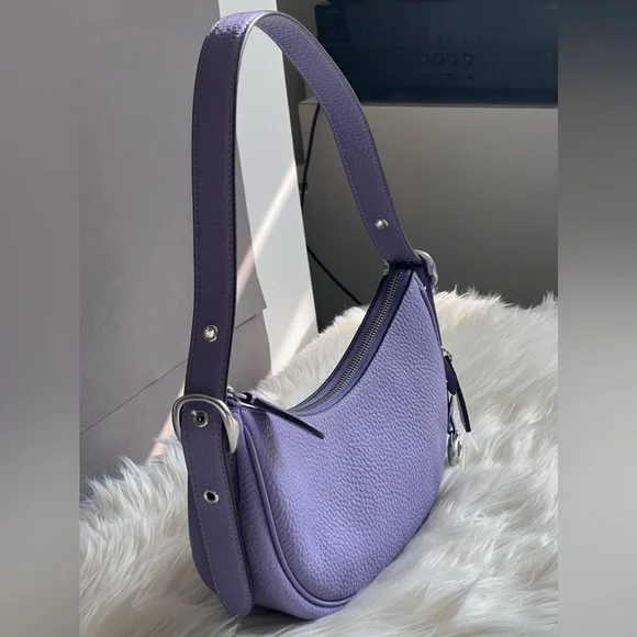 CC439 - Coach Luna Shoulder Bag - Picture 3 of 12